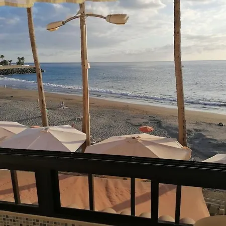 Апартаменты Beautiful On The Beachfront